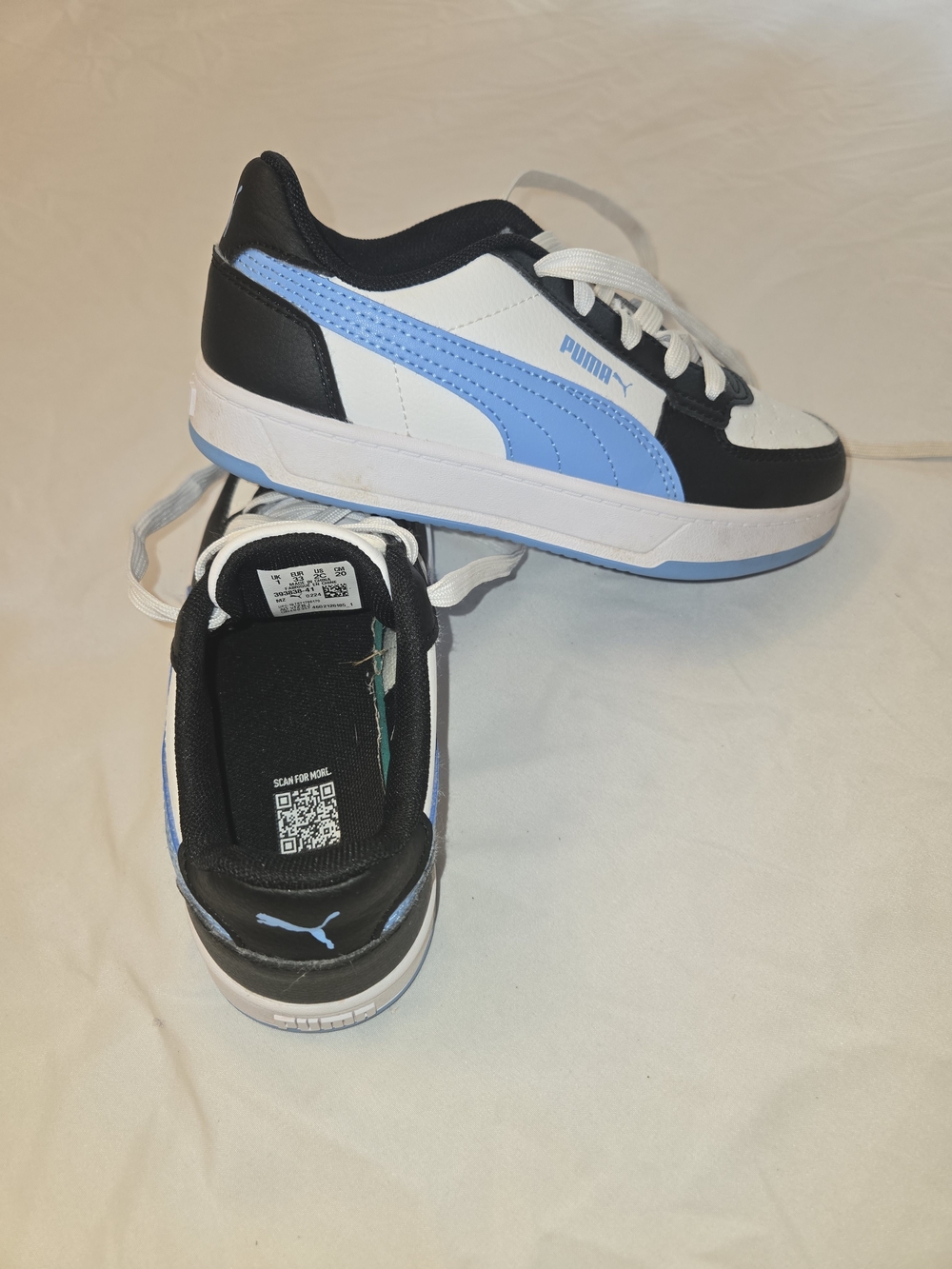 Puma Kids' Low-Top Sneakers in White & Light Blue Boys 2C